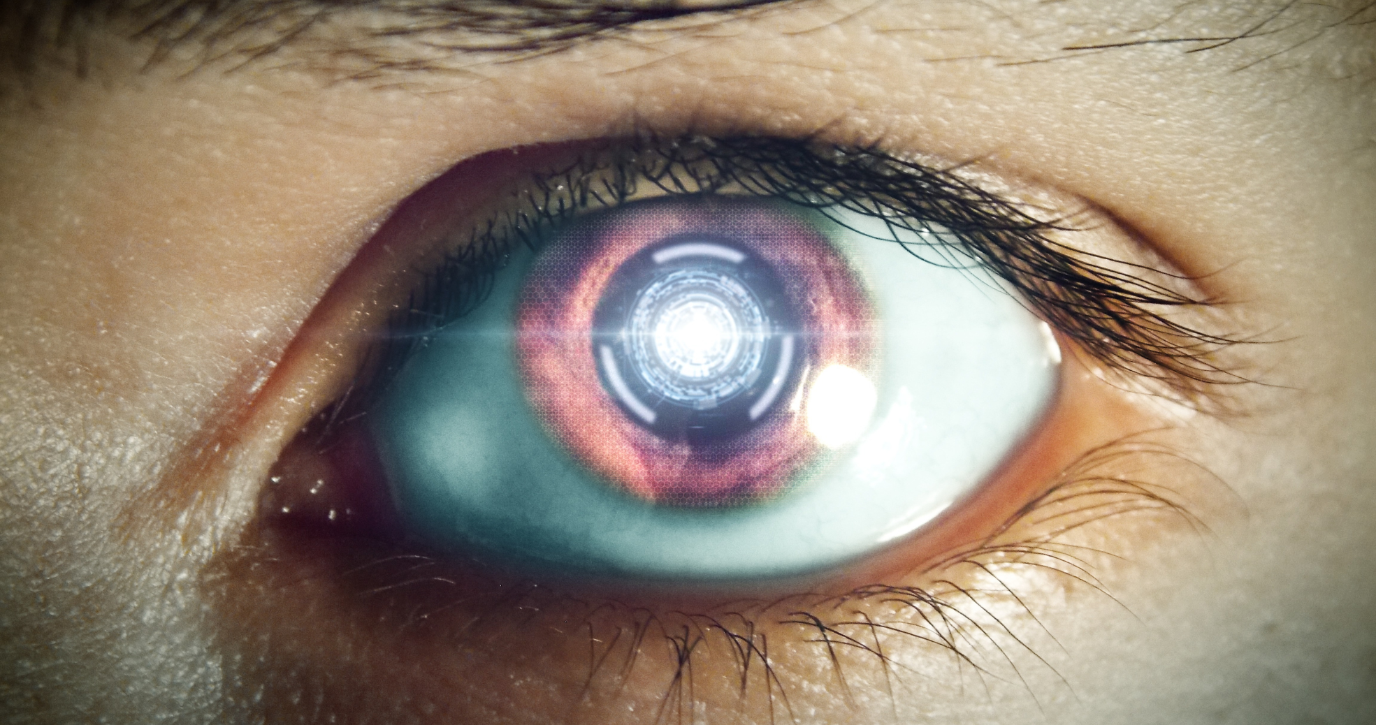 woman-check-on-eye